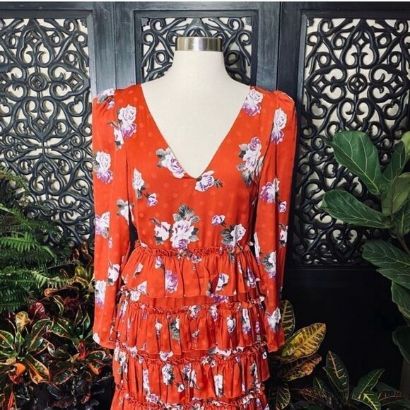 WAYF Floral Puff Sleeve Ruffle Layer Red & Violet Polka Dot Dress NWT Small - Picture 3 of 10